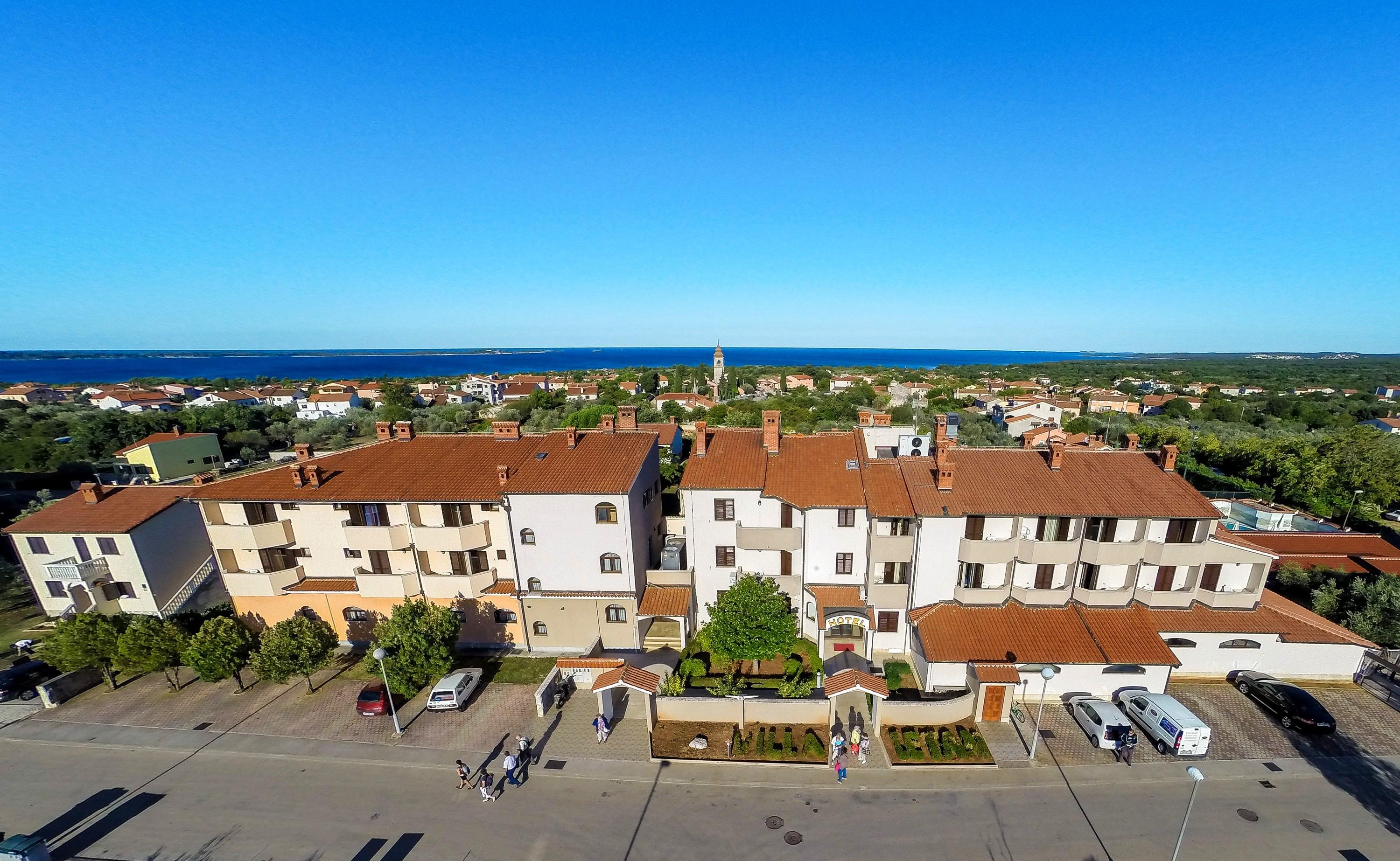 Hotel Letan 4*